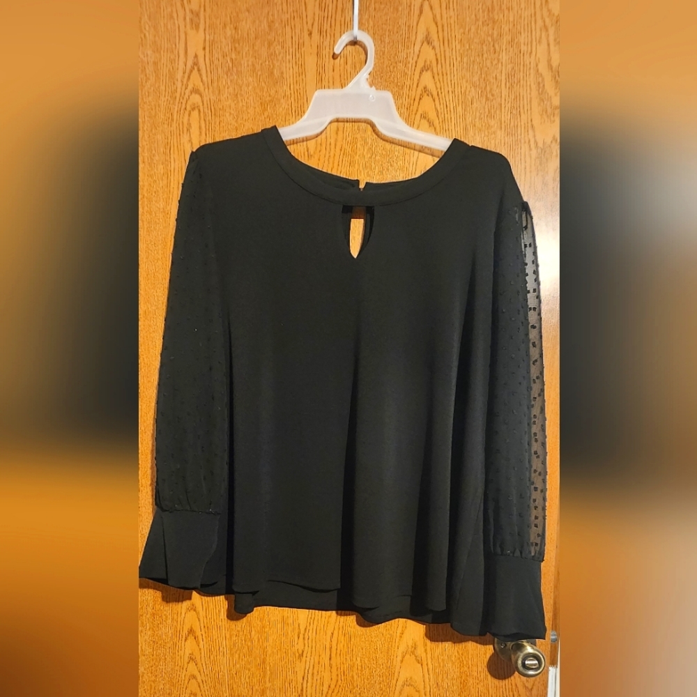 EST. 1946 22/24 black long sleeve blouse. Brand new, never worn